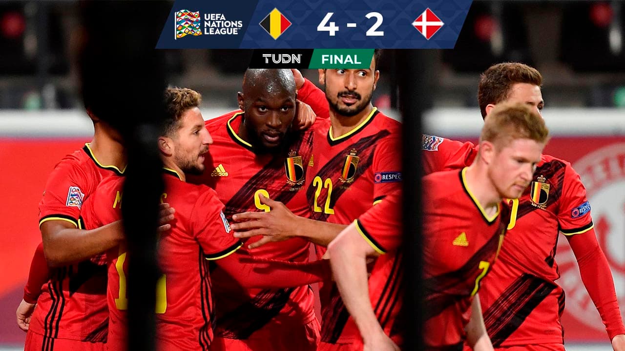 Bélgica vence a Dinamarca con Lukaku desatado y error de Courtois