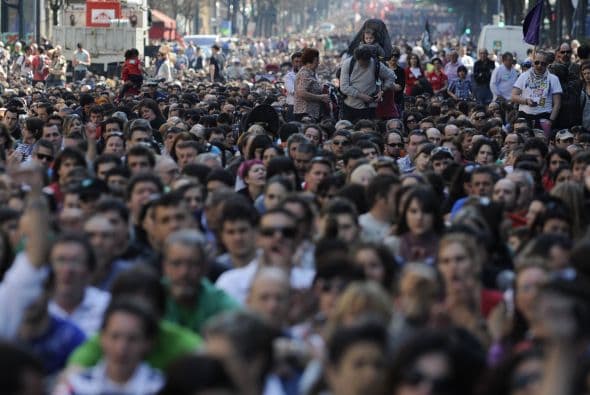 En ese sentido, las empresas que registren pérdidas o tres trimestres consecutivos de caída de ingresos podrán despedir empleados con una compensación de 20 días por año trabajado.