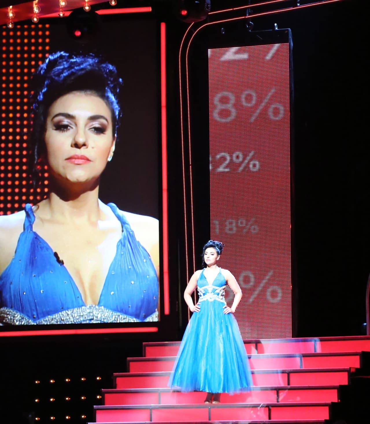 Ella es originaria de Culiacán, Sinaloa, pero desde muy pequeña se mudó con su mamá y sus hermanitos a la ciudad de Los Ángeles.