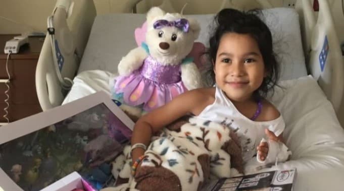Sacha Revolorio, la niña de 5 años que necesita ayuda para pagar su tratamiento contra la leucemia