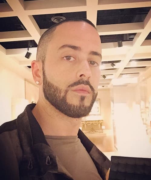1. ¿Sabías que Yandel fue barbero antes de ser cantante? Así es, por esta razón este ídolo del urbano a veces aparece con una barba envidiable.