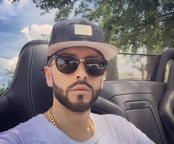 4. Su postre favorito es el flan, según una lista dada a conocer en People.