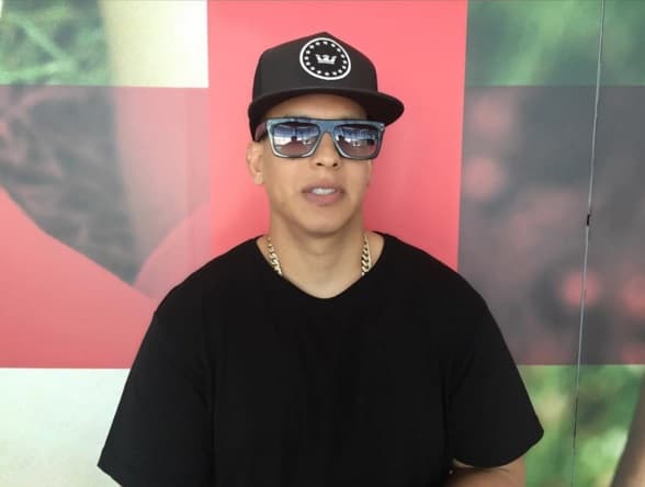 2. Interpretó sus primeras rimas a los 13 años de edad.