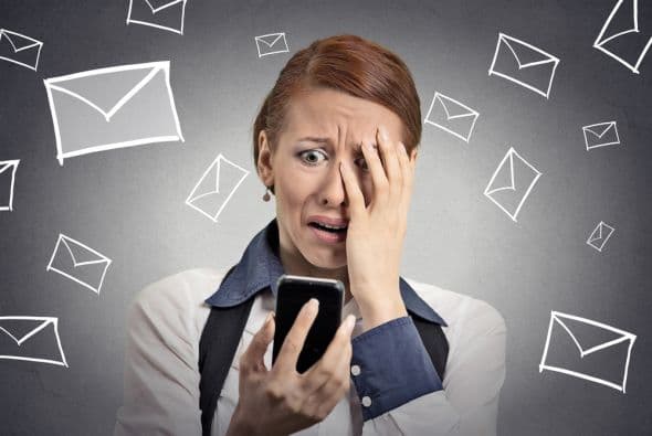 Peligros que debes evitar: Dejarte llevar por sospechas y por murmuraciones, hacerle caso y prestar atención a quienes se te acercan para llenarte la cabeza de humo. Por: Profesor Zellagro