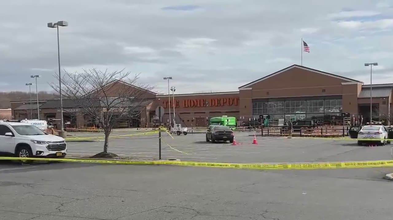 Hombre es abatido por la policía en estacionamiento de Home Depot en Staten Island