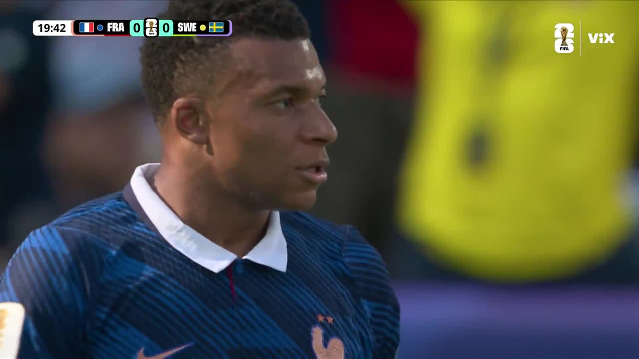 ¡Gol anulado a Francia! Fuera de juego milimétrico de Mbappé