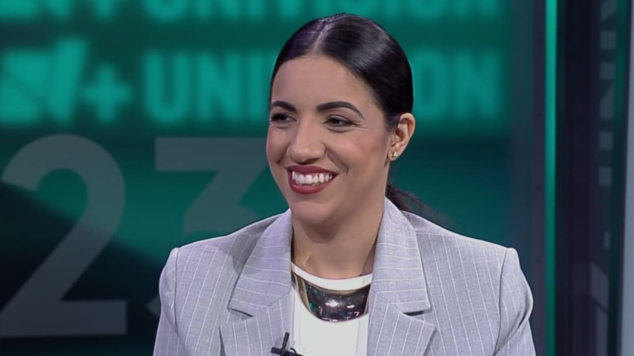 Demanda busca proteger a cubanos con residencia pendiente bajo Ley de Ajuste