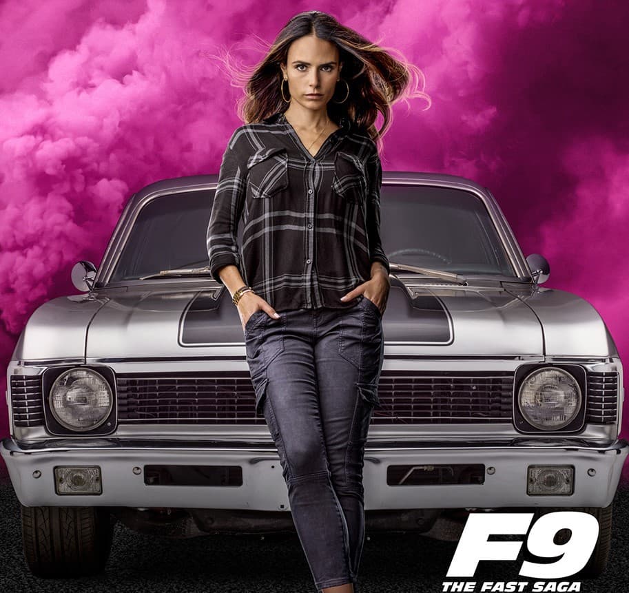 <h3 class="cms-H3-H3"><b>Chevrolet Nova SS 1974</b></h3>
<br>
<br>Todo apunta a que Mia (Jordana Brewster) tendrá más protagonismo en Rápido y Furioso 9 en comparación a la pasada entrega de la saga. El personaje llega de la mano de un clásico americano, nada más y nada menos que un 
<b>Chevrolet Nova SS 1974</b>. Claro, después de todo es hermana de Dom Toretto y no es descabellado pensar que esa misma pasión que siente por los autos estadounidenses también corre por sus venas.