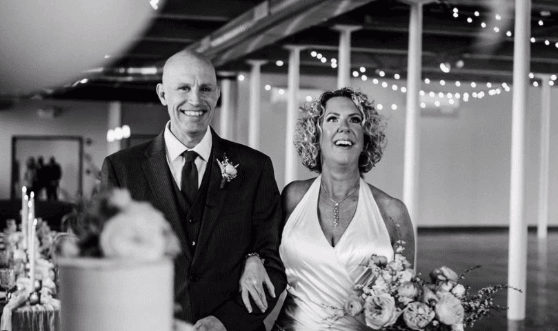 El marido con alzheimer que volvió a celebrar su boda tras olvidar que estaba casado