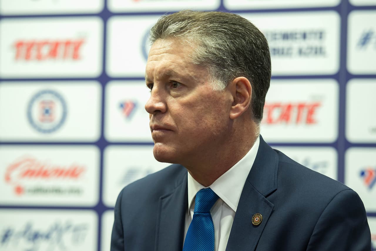 El nuevo presidente tendrá desde ahora la responsabilidad de devolverle la gloria a uno de los considerados grandes de México.