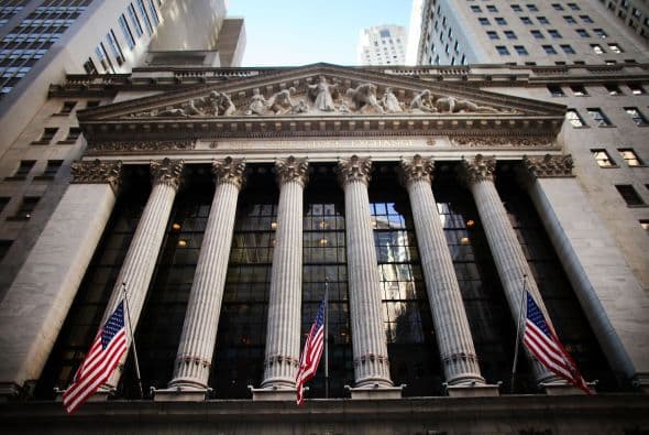 Sin embargo, mantienen su pronóstico promedio de que el Producto Interno Bruto (PIB) de Estados Unidos crecerá en 2012 a una tasa de 2.4%. Esta cifra supone un pequeño incremento respecto del año pasado, cuando los economistas consideraron que sería de 1.6%.