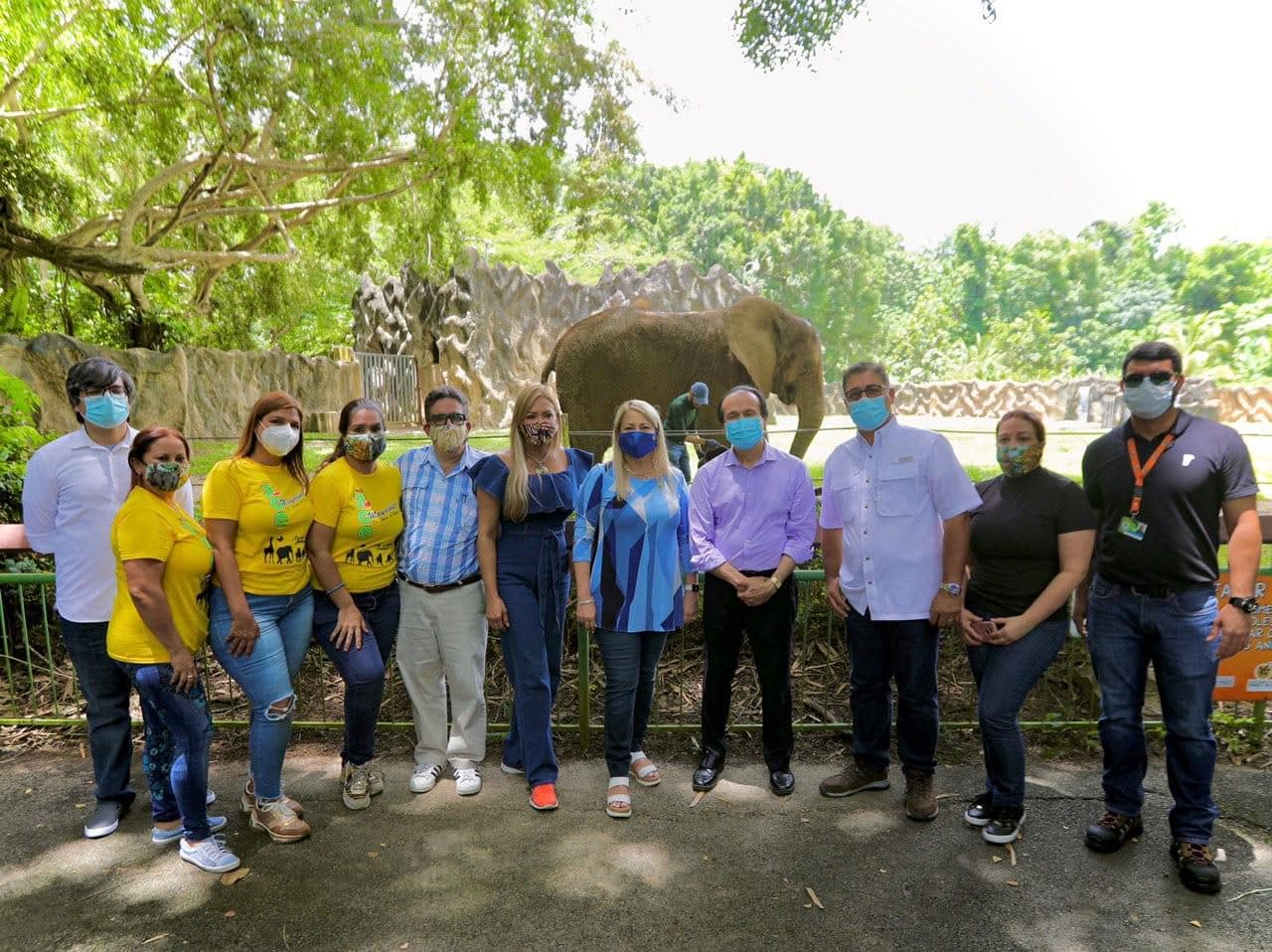 Gobernadora Wanda Vázquez visita el Zoológico de Puerto Rico Dr. Juan Rivero en Mayagüez