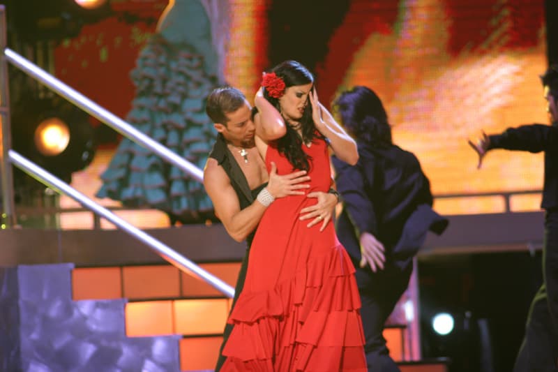 Dayanara Torres demostró su talento para el baile, con sus mejores pasos de flamenco, y desbordando mucha sensualidad.