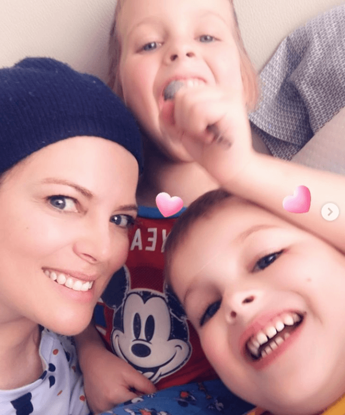 La intérprete se defendió de las críticas que recibió por su conversión: “(Mucha gente piensa) ‘Eso suena ridículo. ¡Qué tontería, la religión vuelve loca a la gente!’. Pero hay un concepto más profundo”, contó la colombiana a través de sus redes en abril de 2018.
<br>