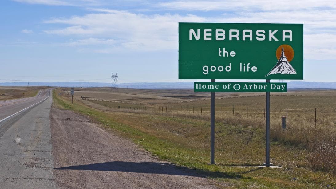 <h3 class="cms-h3-H3">3. Nebraska</h3>
<br>
<br>El tercero de los mejores estados para manejar en todo el país sino también el vigésimo estado en la nación en términos de
<b>costos de propiedad y reparación de vehículos</b>, el primero en
<b>tráfico e infraestructura</b>, el 29 en
<b>seguridad vial</b>, y el 31 en
<b>acceso a vehículos y su mantenimiento</b>.