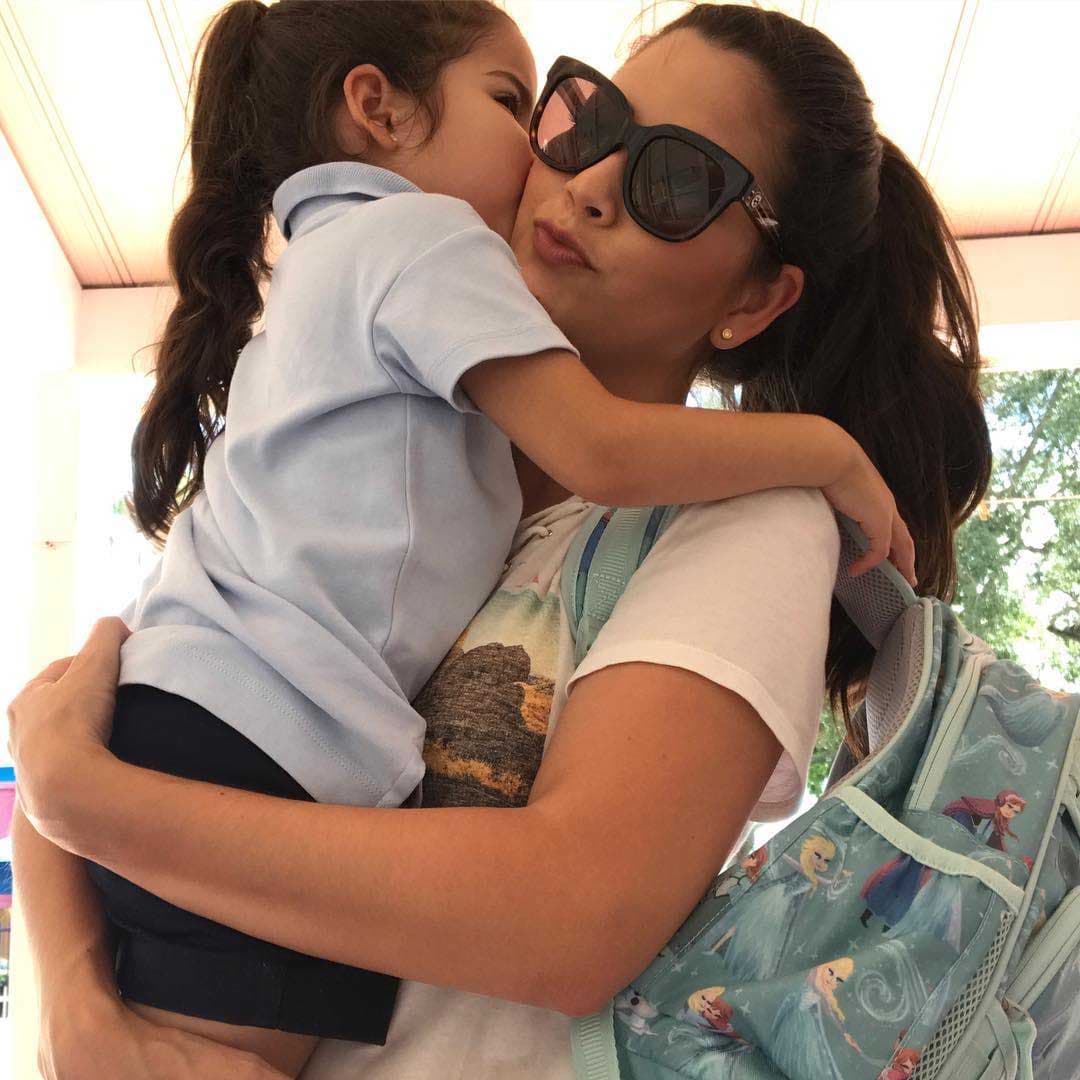 Fue a finales del mes de agosto que Ana Patricia acompañó a Giulietta en su primer día de escuela.