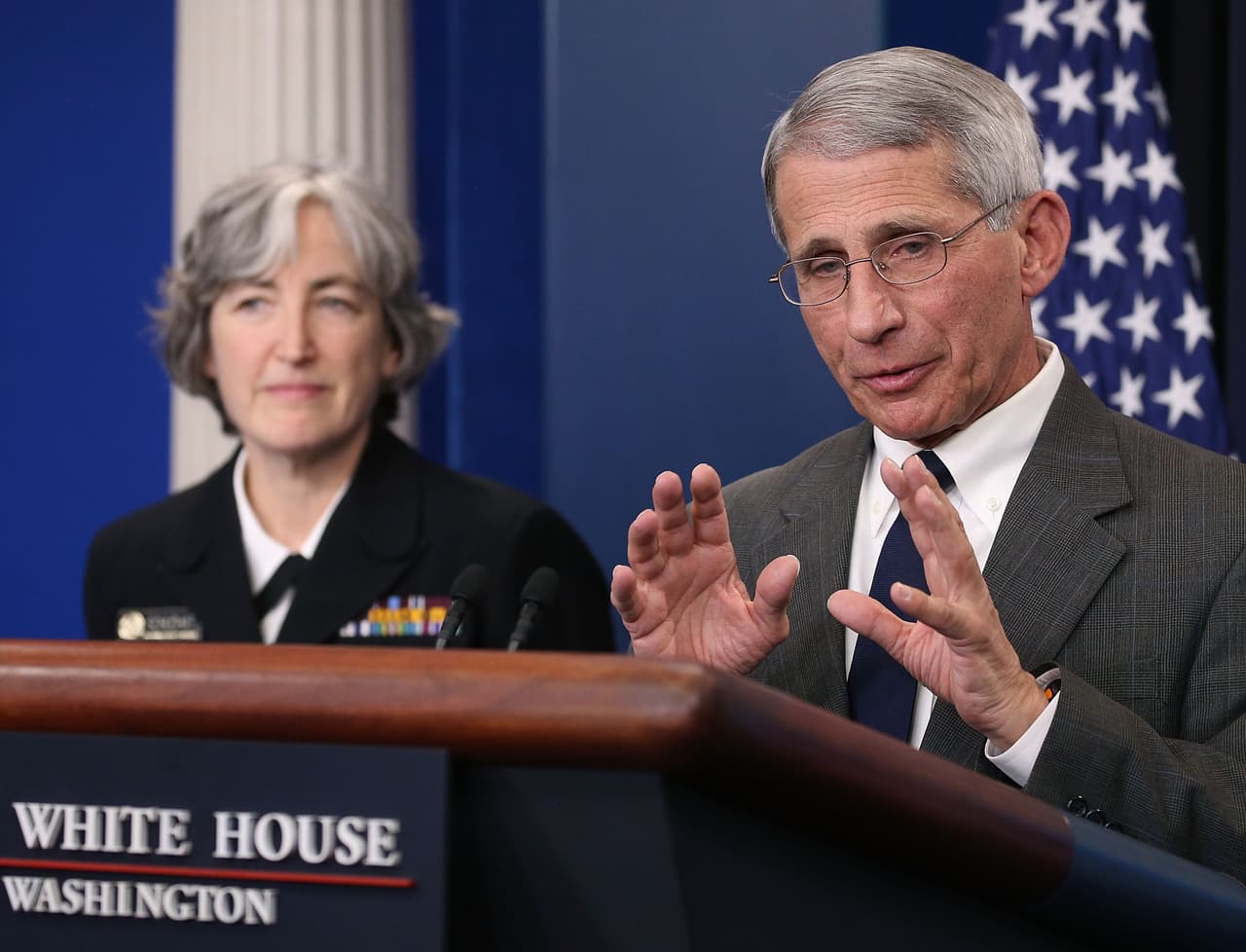 Fauci en una de sus habituales ruedas de prensa desde la Casa Blanca.