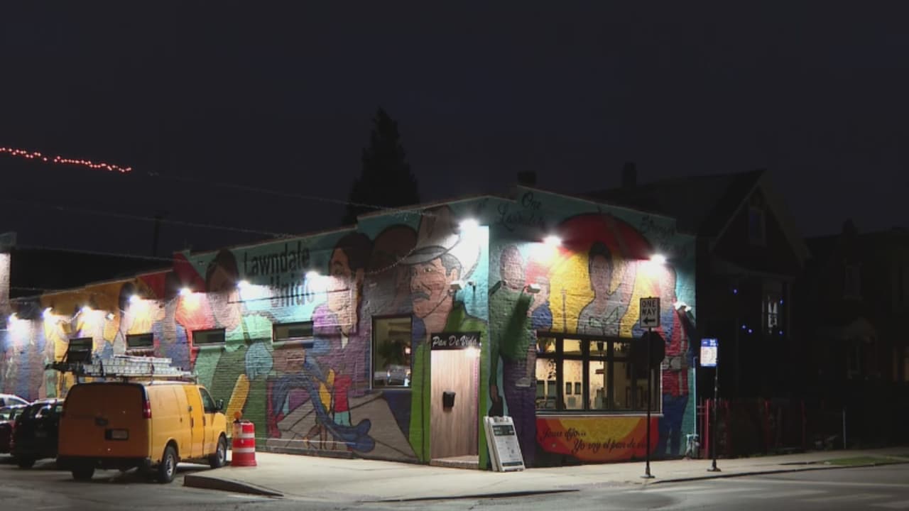 Tres adultos mayores sufren asalto mientras esperaban por comida en despensa de La Villita