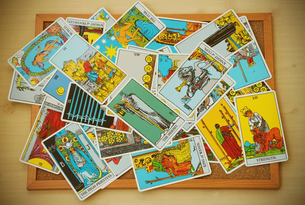 Como recordarás, entre las cartas del tarot se encuentran 22 que conforman los llamados 'Arcanos Mayores', que representan arquetipos universales. ¿Cuál le sienta mejor a cada signo esta semana?