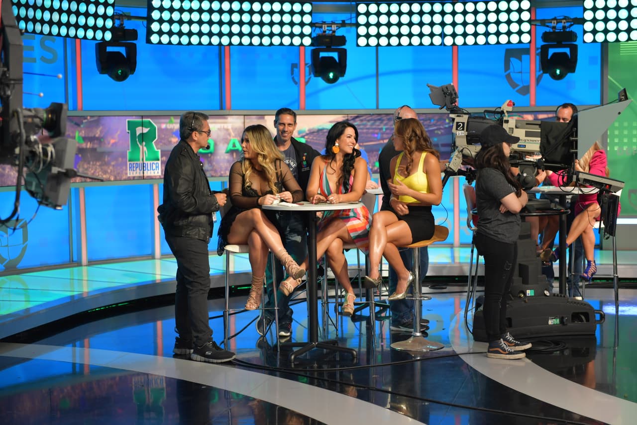 República Deportiva cumple 20 años de alegría e información y así los vivimos este domingo.