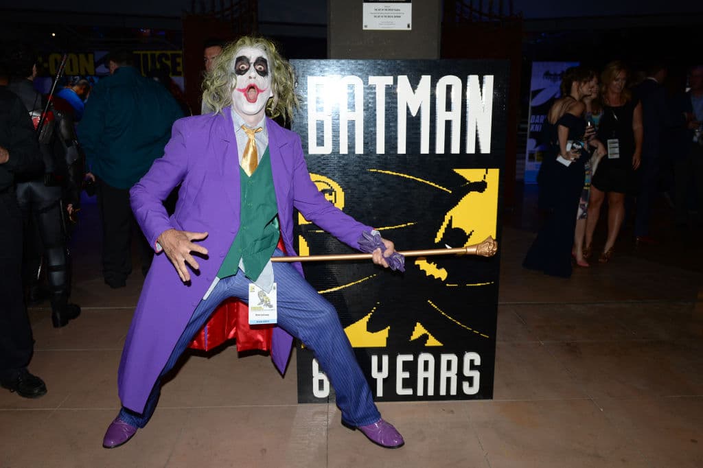 Y prepárate porque The Joker, conocido como 'El Guasón' en español te espera en el pabellón de Batman.