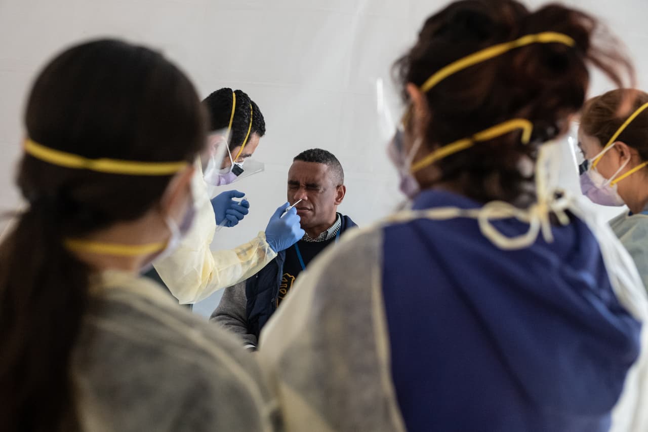 En medio de una crisis por coronavirus, Texas se prepara para la temporada de influenza