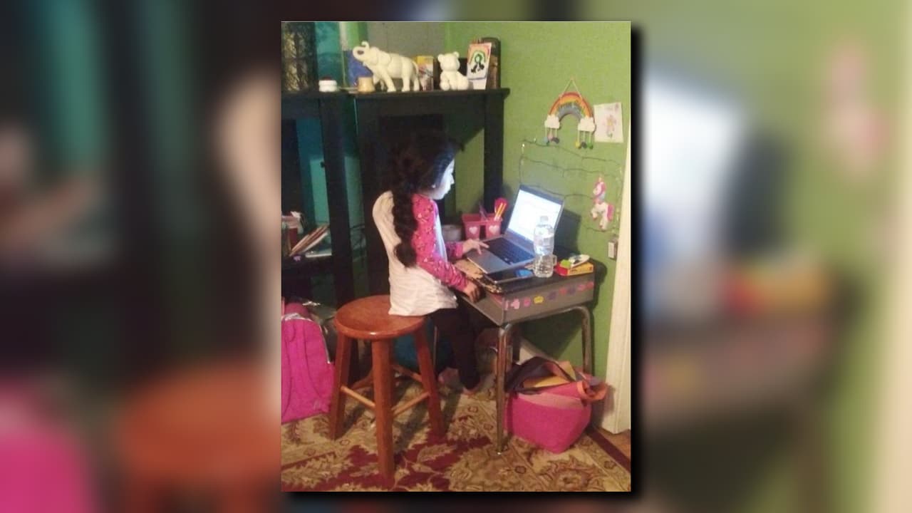 Por 10 años ha recibido la ayuda que necesita y aunque las citas medicas no se han visto afectadas por el coronavirus, los ingresos económicos si han mermado por la pandemia.