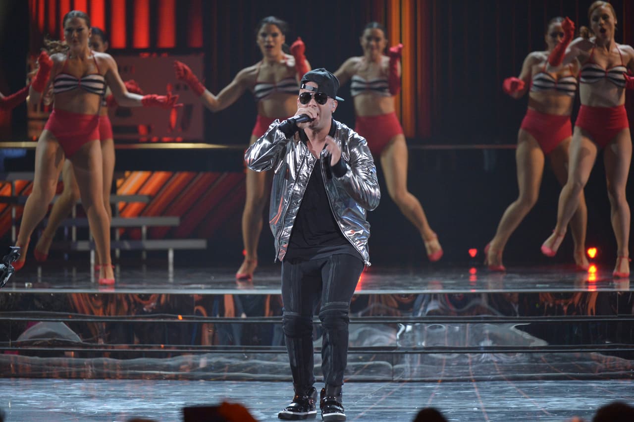 Sin lugar a dudas, tanto la banda como el reggeatonero hicieron una canción compuesta de talento.