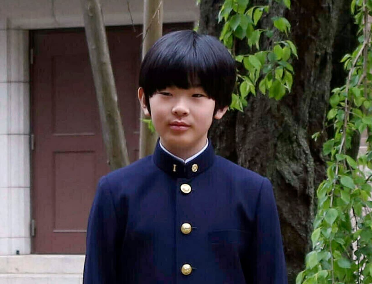 El niño ya está siendo educado -casi en clausura- en la exclusiva Universidad de Ochanomizu en Tokio para ser el próximo emperador.