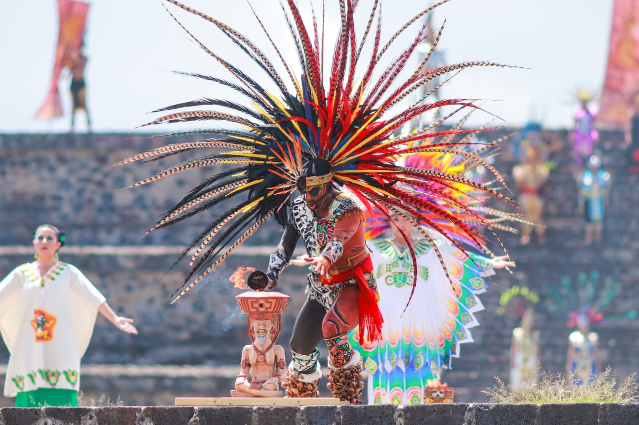 Encienden el fuego panamericano en Teotihuacán