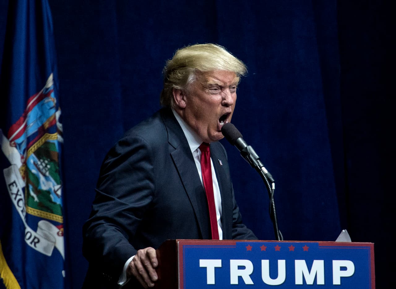 Donald Trump revela que no abandonará su tono incendiario