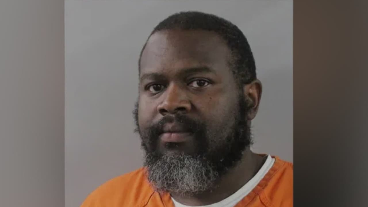 Arrestan a pastor acusado de abuso sexual infantil y de exponer víctimas al VIH en condado Polk