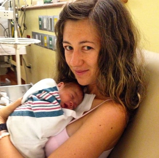 La lactancia se vive de otra manera cuando tienes un bebé prematuro. Gracias al sacaleches, esa máquina maravillosa, pude alimentar a Mia durante sus primeros dos meses.