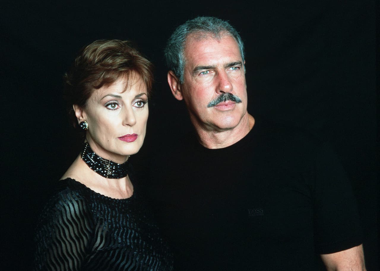 A
<b>Helena Rojo</b> le arrebataron a su hija recién nacida de sus brazos, esto sucedió dentro de la ficción, en la exitosa telenovela 'El privilegio de amar', pues era fruto de un amor prohibido con 'Juan de la Cruz' (
<b><a href="http://www.univision.com/temas/cesar-evora">César Évora</a></b>).