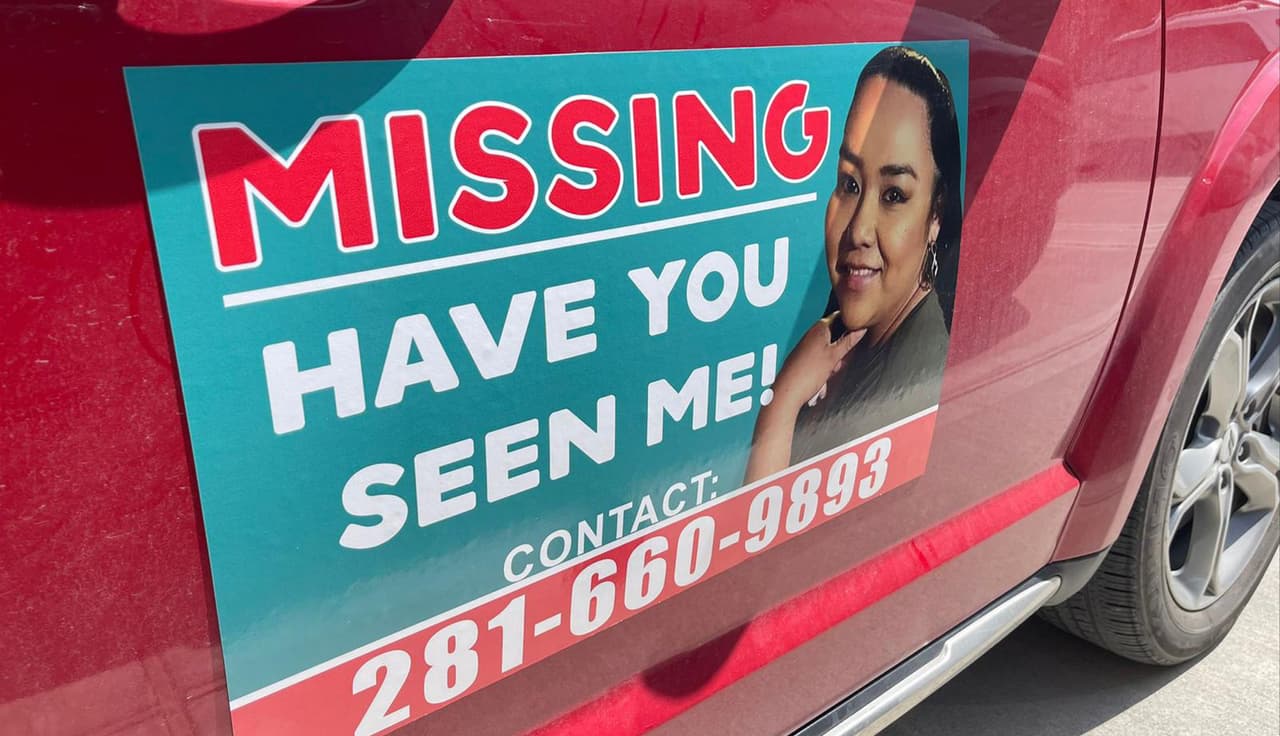 Autoridades lograron obtener las ubicaciones donde se emitió señal del celular de
<b><a href="https://www.univision.com/local/houston-kxln/dan-a-conocer-video-de-la-ultima-vez-que-vieron-a-madre-hispana-desaparecida-en-houston-video">Erica </a></b>y junto a organizaciones de rescate, familiares y amigos han recorrido las zonas, pero no han dado con ella ni con su vehículo.