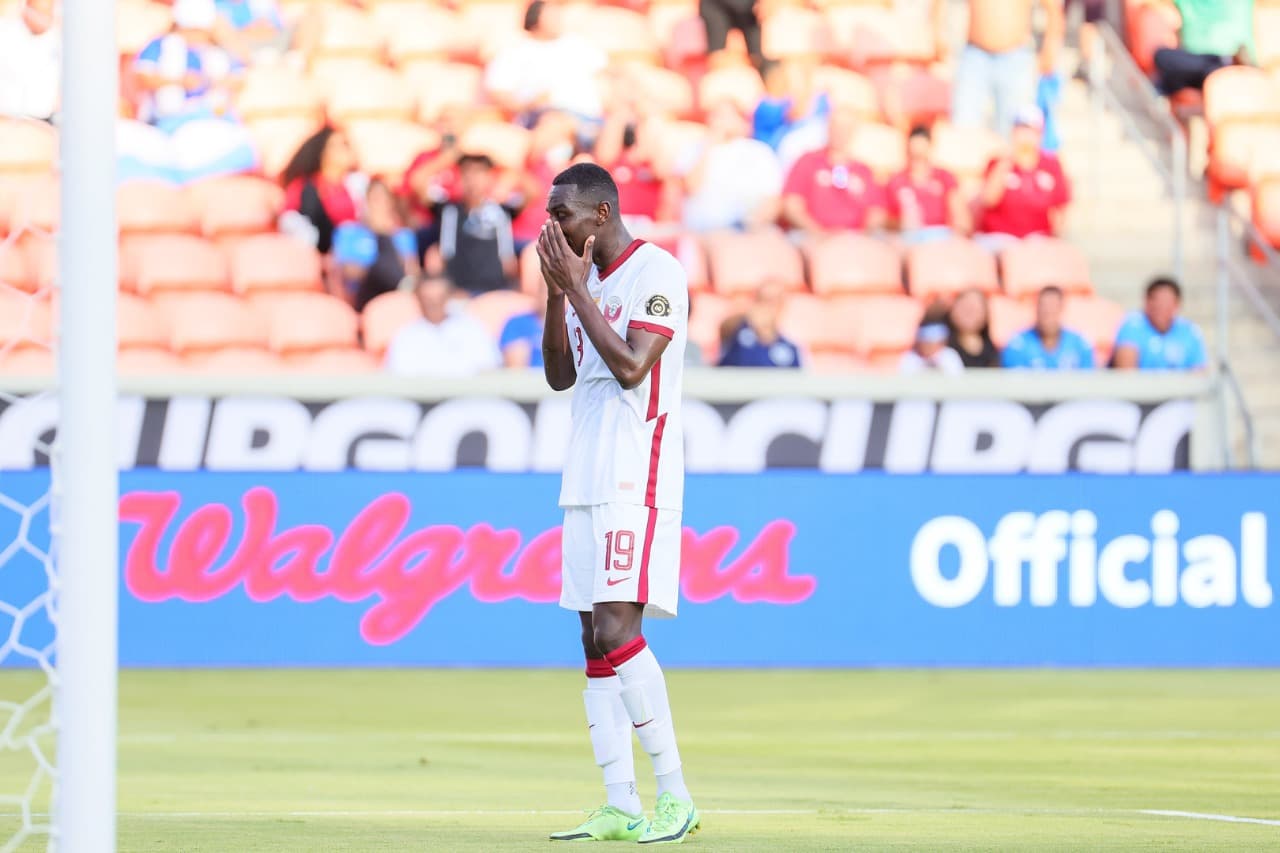 Catar se impuso con auroridad a Granada confirmando que viene en serio a la disputa de la Copa Oro.