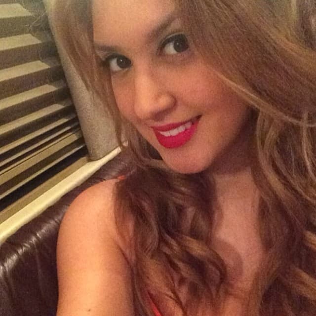 A mediados de los años 2000, Los Horóscopos de Durango fueron los máximos exponentes del pasito duranguense y eso tenía a Marisol muy ocupada.