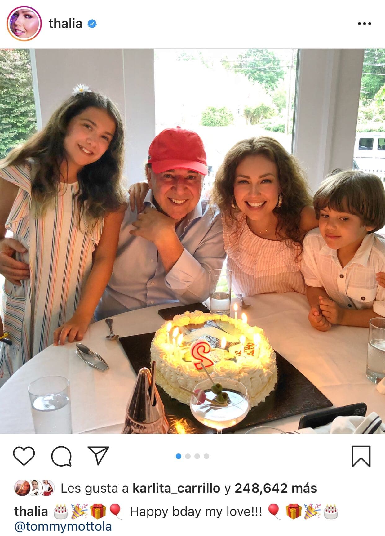 Para la hermana de Laura Zapata tampoco pasa deapercibido el 
<b><a href="https://www.instagram.com/p/BlPEYhRl_aP/" target="_blank">cumpleaños de su esposo</a></b> Tommy Mottola. El 14 de julio de 2018 publicó esta imagen y el mensaje: "Feliz cumpleaños mi amor".