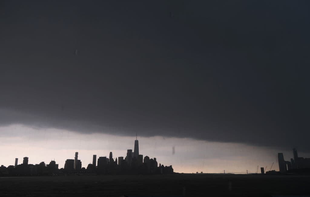 Tormentas severas se avecinan a la zona, cómo prepararte para lo peor