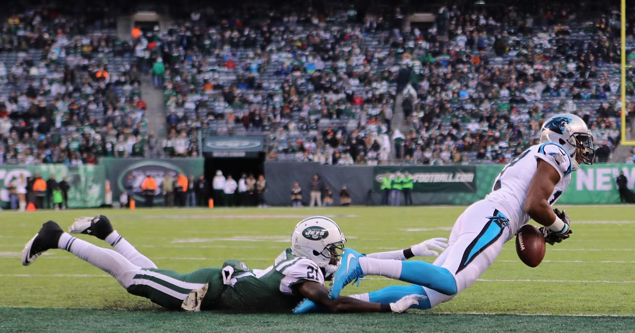 El único jugador de Panthers que superó las 100 yardas fue Devin Funchess quien aportó 108 en 7 recepciones.