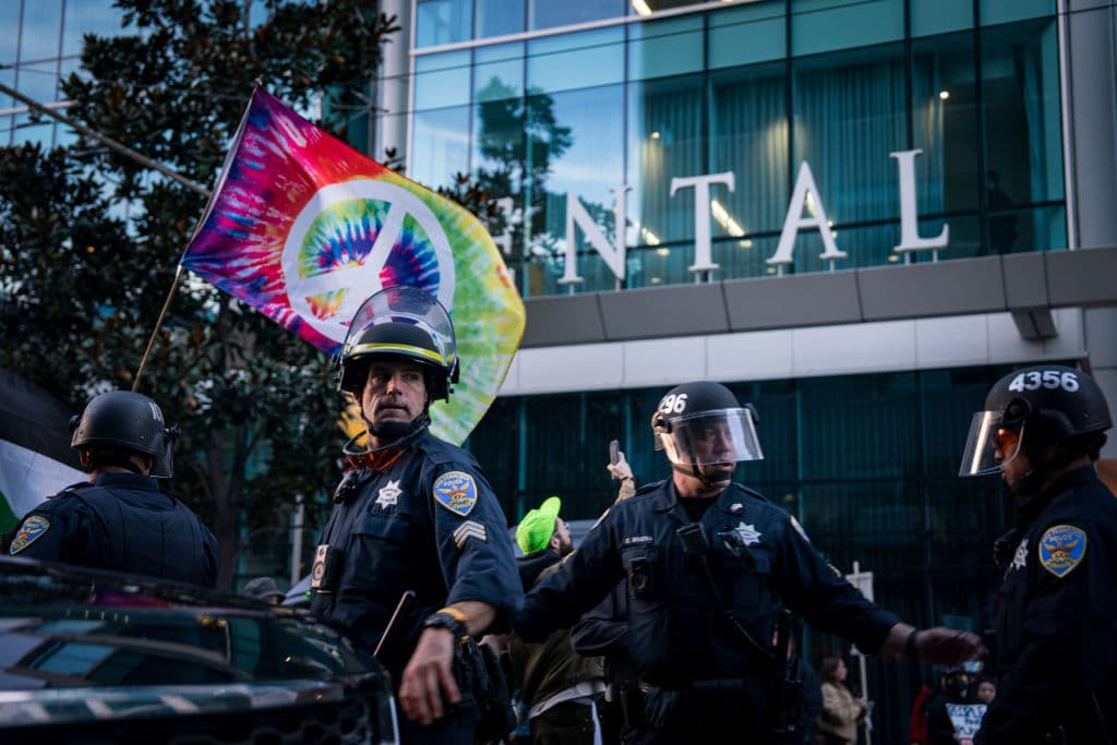 Los gobernantes que asisten a APEC no se encontrarán con las protestas debido a los perímetros de seguridad establecidos.