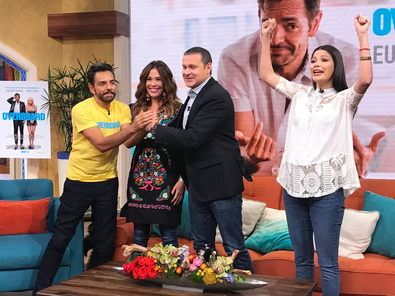 Eugenio Derbez prometió que nadie podrá parar de reír con las travesuras de Anna Farris, Omar Chaparro, Adrián Uribe y Jesús Ochoa en esta historia.