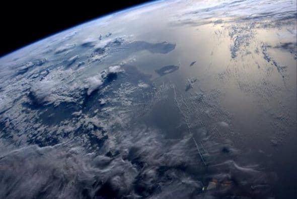 Que tengan un buen fin de semana. Trinidad y Tobago en el sol de la tarde . Fotos: @astro_reid