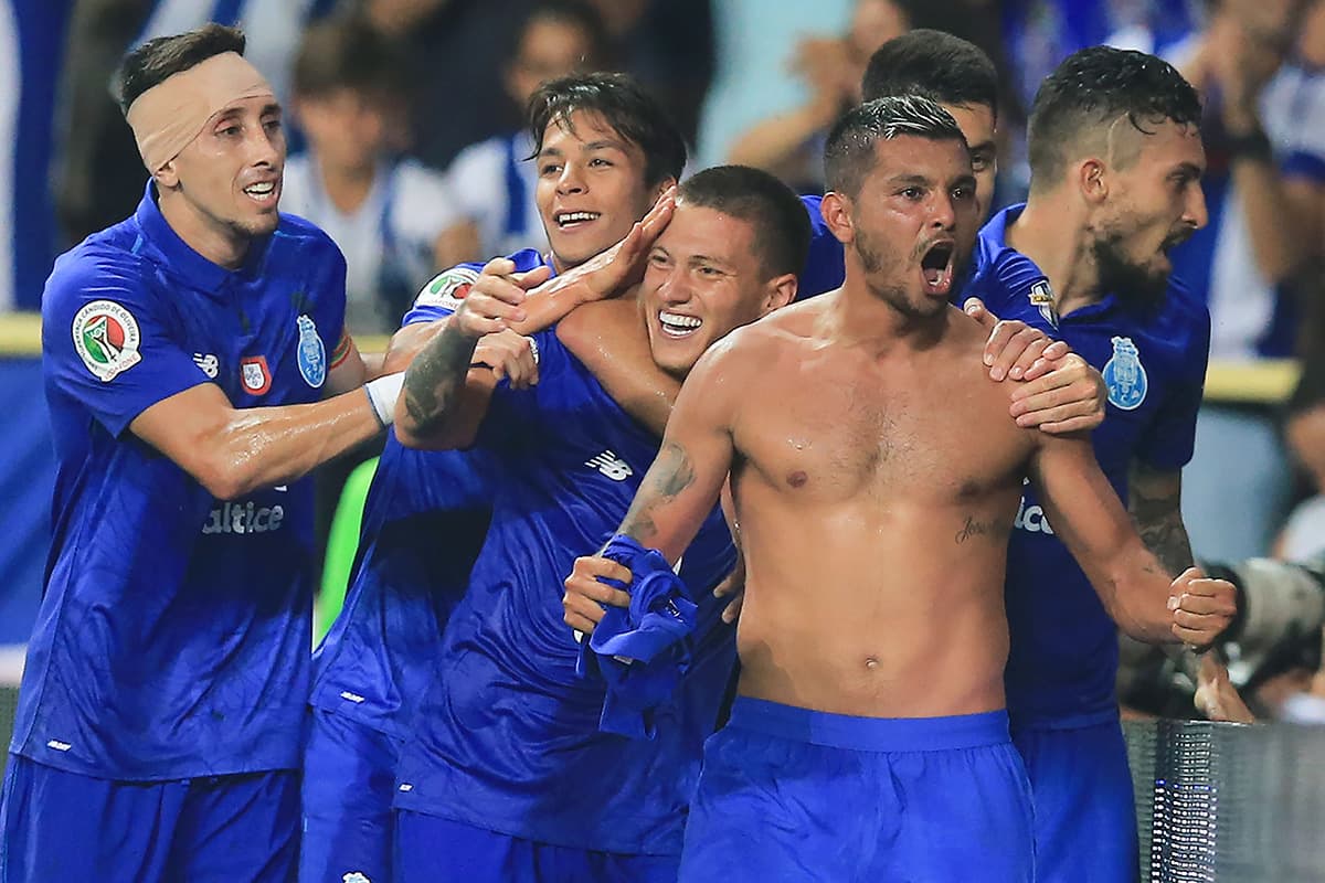 Con golazo de ‘Tecatito’, Porto es supercampeón de Portugal