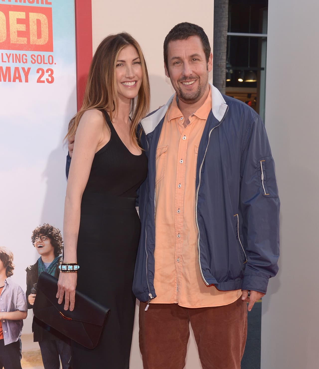 Adam Sandler y Jackie Sandler se conocieron gracias a varios amigos en común. Y es que ella era gran fan del actor, de quien conocía perfectamente su trabajo cinematográfico.