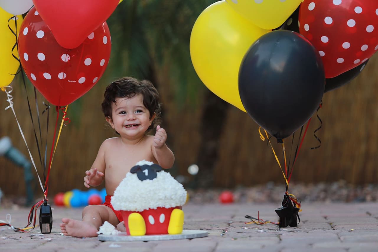 Para celebrar su primer año de vida en familia, Orlando eligió el parque de Disney.