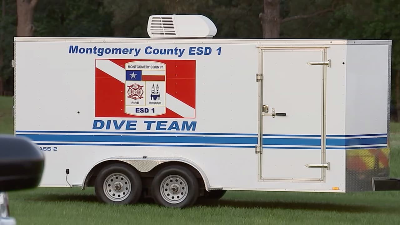 Equipos de emergencia comenzaron la búsqueda el viernes en la tarde, se suspendió alrededor de las 10:00 pm y se reanudó el sábado.