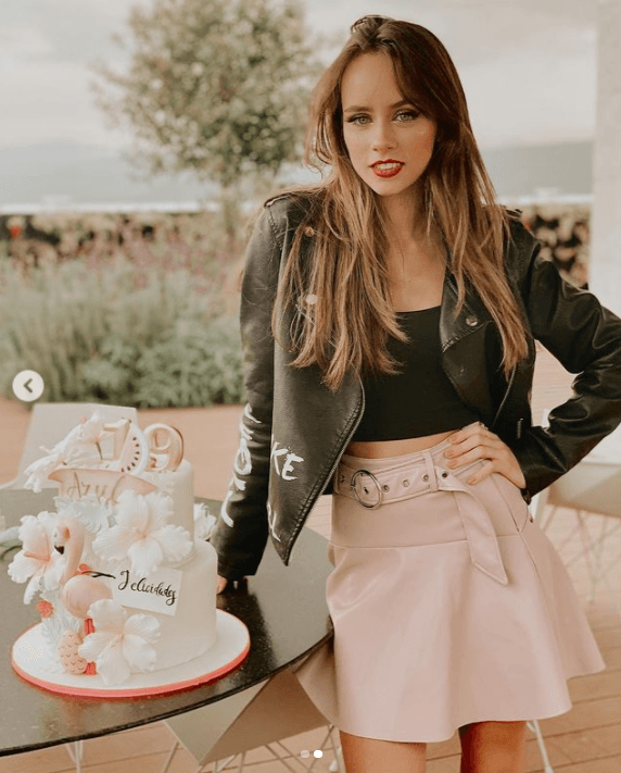 La actriz mexicana Azul Guaita es otro de los rostros que llevarán el peso de la historia.