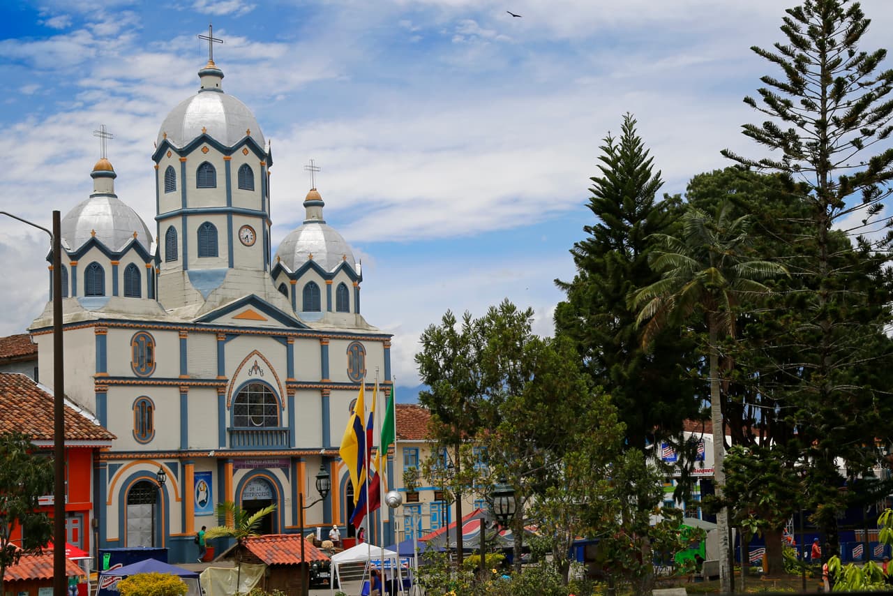 Filandia es un municipio de tradición cafetera ubicado en el norte del departamento del Quindío (Colombia).