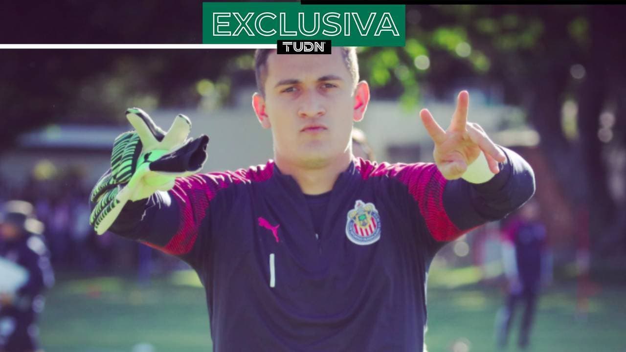 Raúl Gudiño, alentado por un campeón del mundo